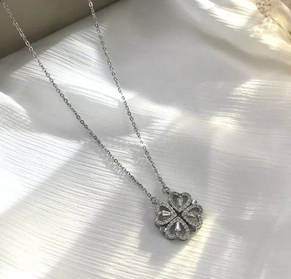 Four leaf lucky magnetic necklace